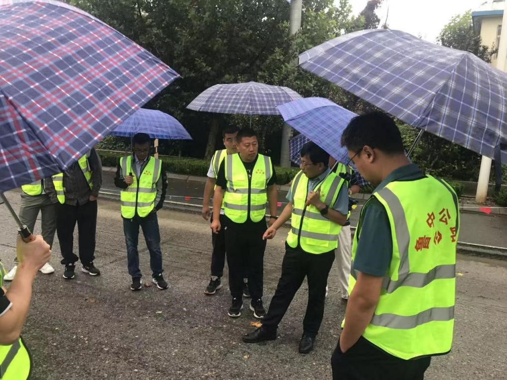 挖潛增效保進度，客觀實際定目標——項目策劃專家組對高淄路中修項目實地調(diào)研
