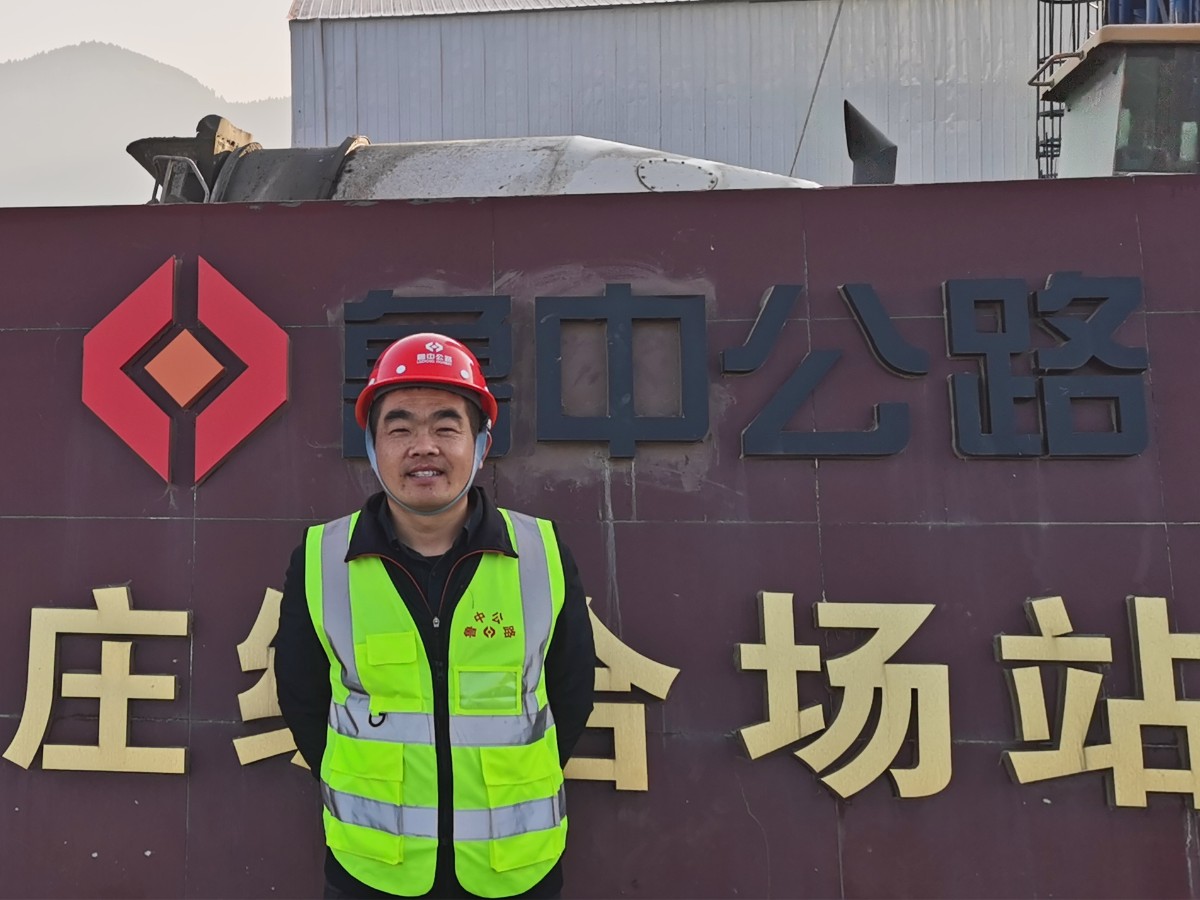 尋找最美公路人：踏踏實(shí)實(shí)做人、勤勤懇懇做事的董衛(wèi)