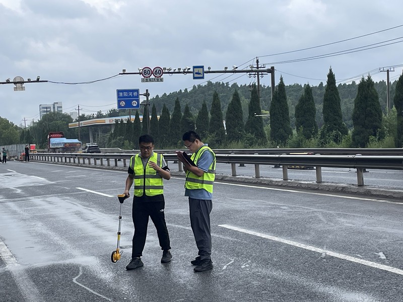 魯中公路在2024年度淄博市鄉(xiāng)村振興公路養(yǎng)護(hù)技能競(jìng)賽中喜獲佳績