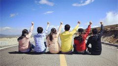 少年回頭望，笑我還不快跟上